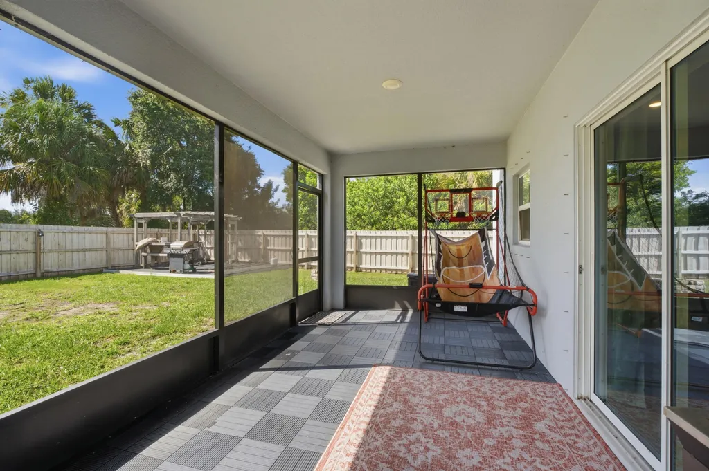 2581 SW Westfield Street Port St Lucie FL 34953