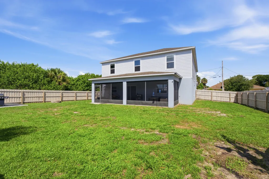 2581 SW Westfield Street Port St Lucie FL 34953