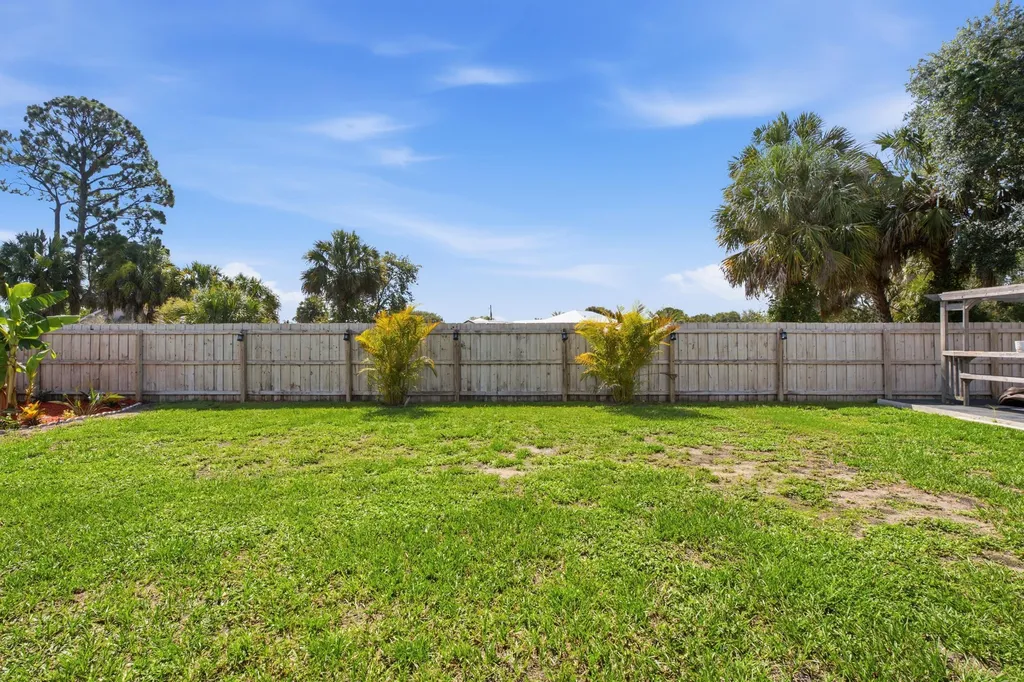 2581 SW Westfield Street Port St Lucie FL 34953