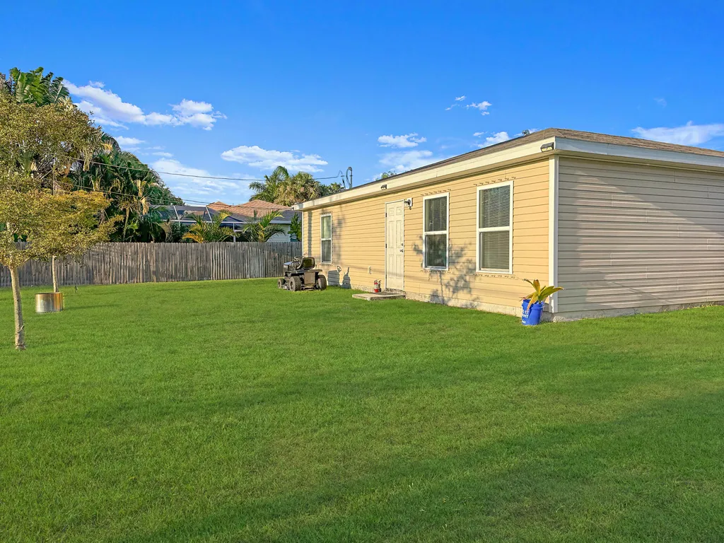 1958 SE Floresta Drive Port St Lucie FL 34983