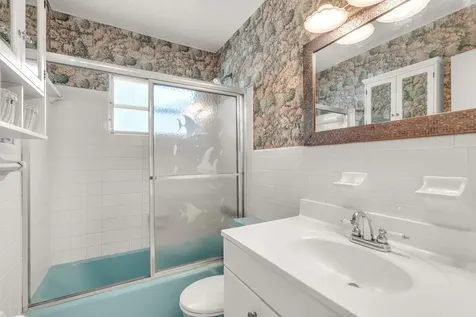 2610 NE 50th Street Lighthouse Point FL 33064