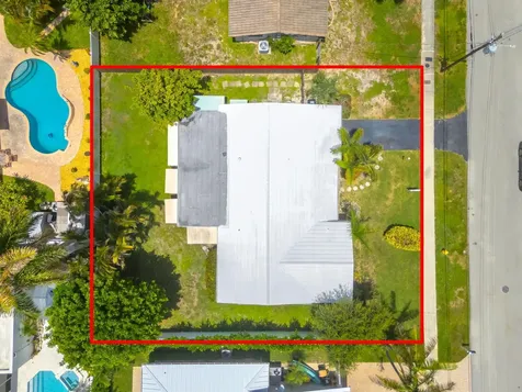 2610 NE 50th Street Lighthouse Point FL 33064