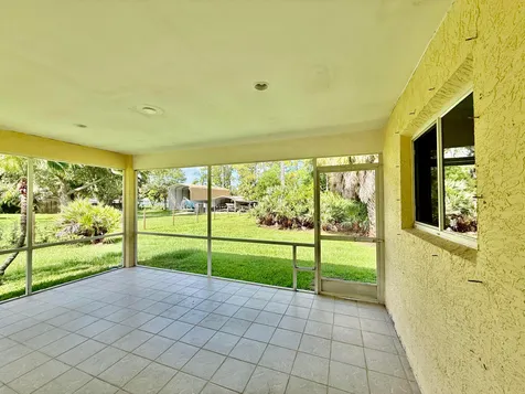 5707 Silver Oak Drive Fort Pierce FL 34982