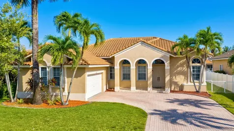 16483 NW 12th Street Pembroke Pines FL 33028