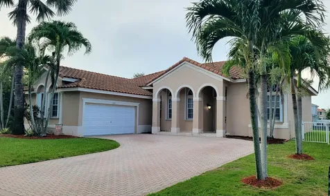 16483 NW 12th Street Pembroke Pines FL 33028