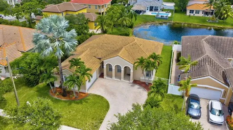 16483 NW 12th Street Pembroke Pines FL 33028