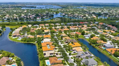 16483 NW 12th Street Pembroke Pines FL 33028