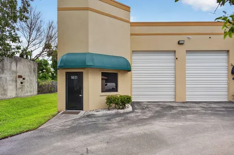 1611 W Mcnab Road Pompano Beach FL 33069
