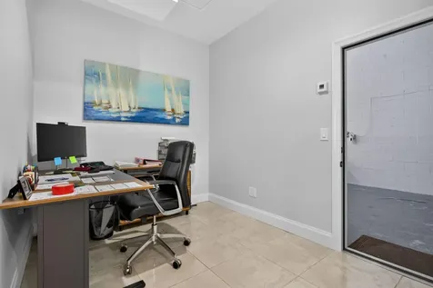1611 W Mcnab Road Pompano Beach FL 33069
