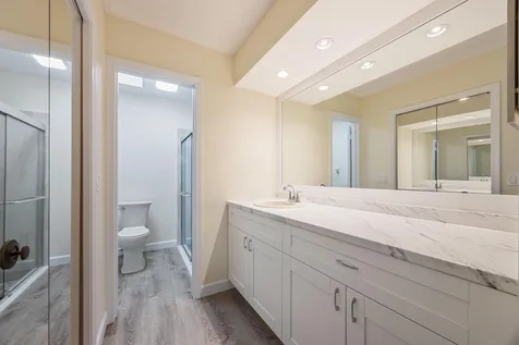 9 Ridge Pointe Drive Boynton Beach FL 33435