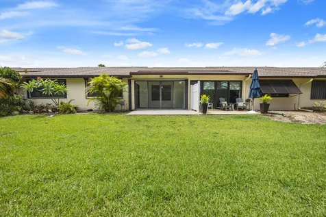 9 Ridge Pointe Drive Boynton Beach FL 33435