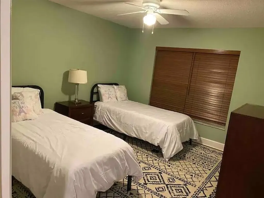 1041 SW John Maccormack Terrace Port St Lucie FL 34953