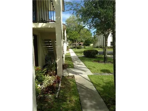 11318 Taft Street Pembroke Pines FL 33026