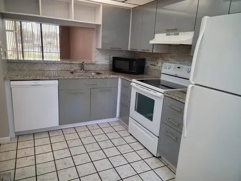 11318 Taft Street Pembroke Pines FL 33026
