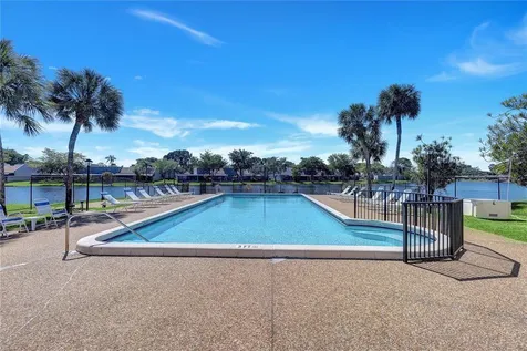 11318 Taft Street Pembroke Pines FL 33026
