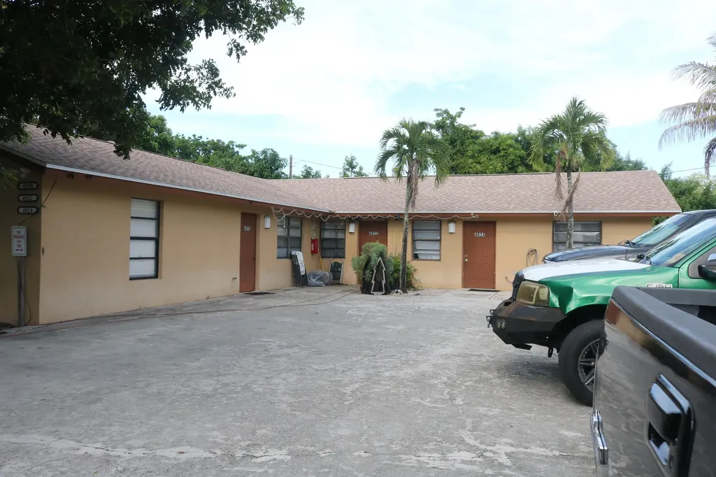4820 Kirk Road Lake Worth Beach FL 33461