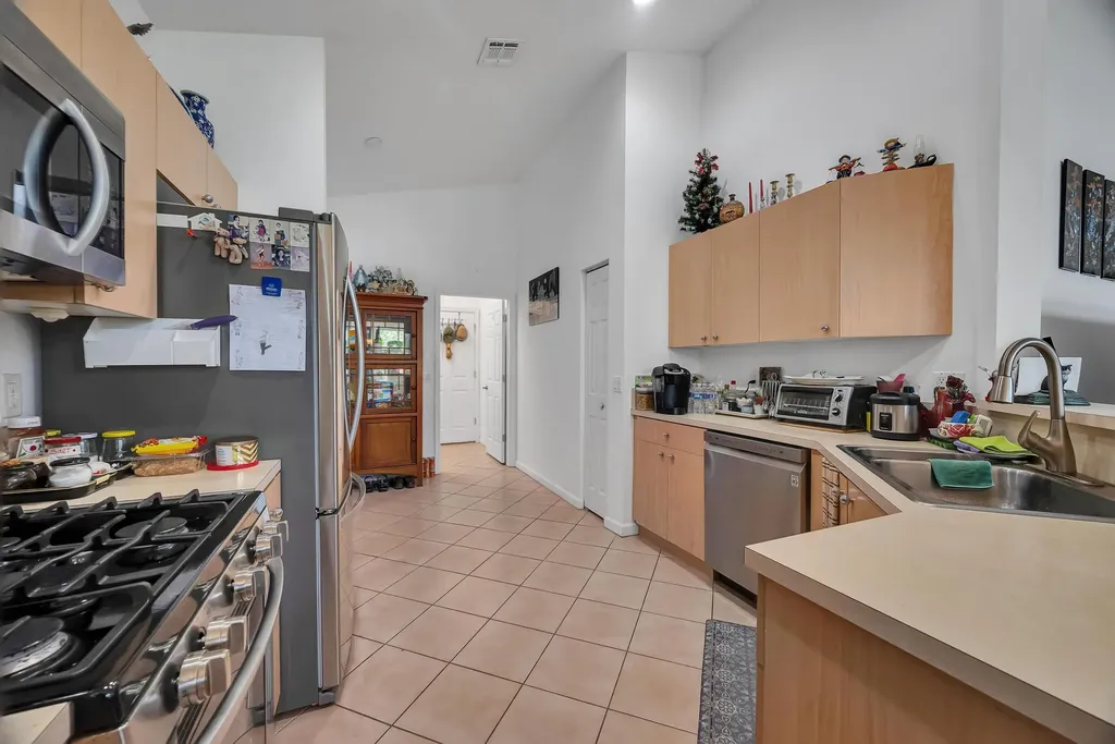 113 NW Swann Mill Circle Port St Lucie FL 34986