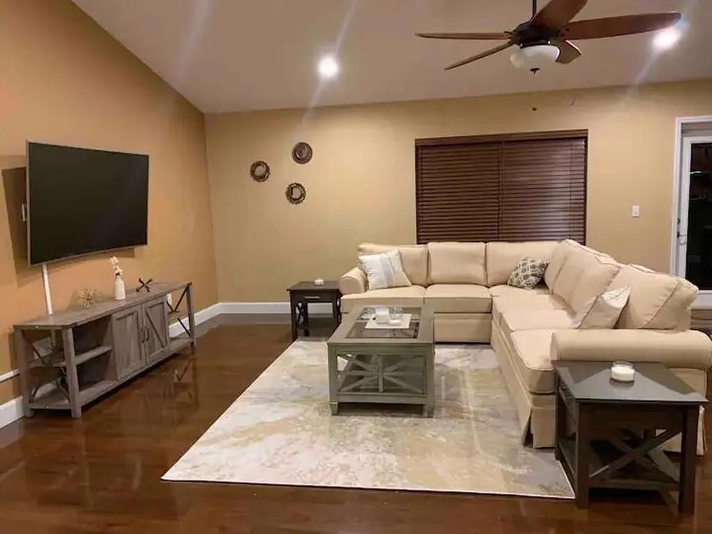 1041 SW John Maccormack Terrace Port St Lucie FL 34953