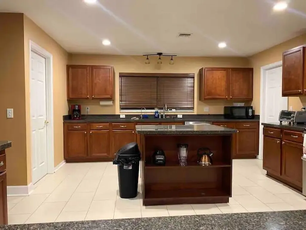 1041 SW John Maccormack Terrace Port St Lucie FL 34953