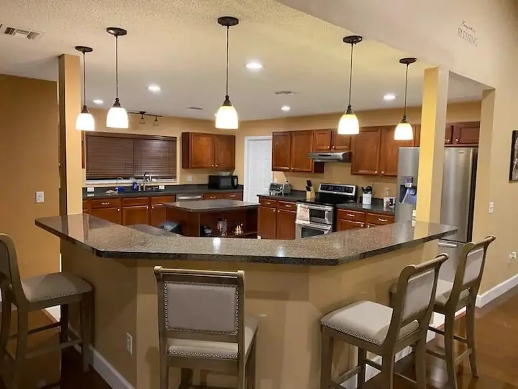 1041 SW John Maccormack Terrace Port St Lucie FL 34953