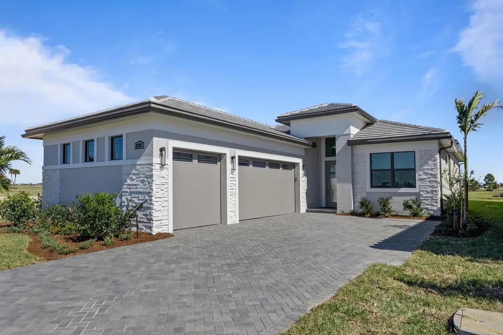 13769 SW Shinnecock Drive Port St Lucie FL 34987