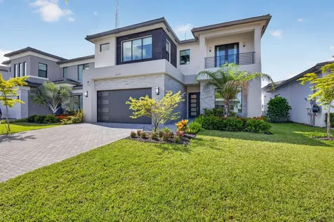 8270 Essex Country Club Drive Boca Raton FL 33434