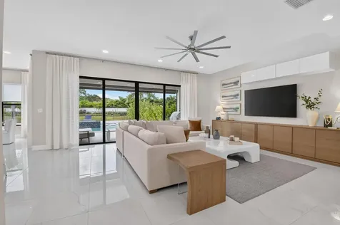 8270 Essex Country Club Drive Boca Raton FL 33434