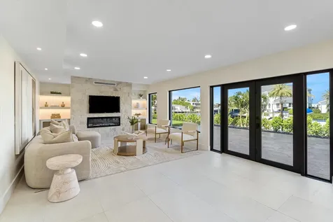 3711 NE 27th Avenue Lighthouse Point FL 33064