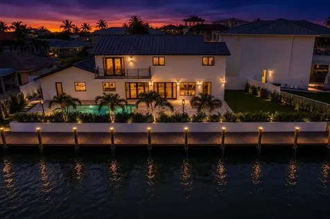 3711 NE 27th Avenue Lighthouse Point FL 33064