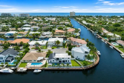 3711 NE 27th Avenue Lighthouse Point FL 33064