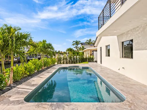 3711 NE 27th Avenue Lighthouse Point FL 33064