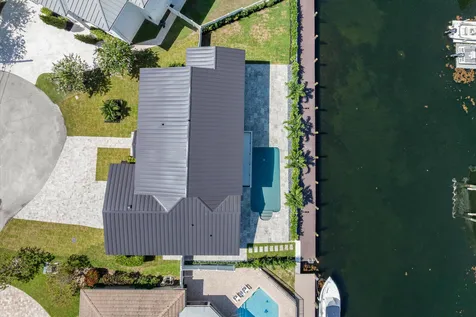 3711 NE 27th Avenue Lighthouse Point FL 33064