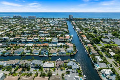 3711 NE 27th Avenue Lighthouse Point FL 33064
