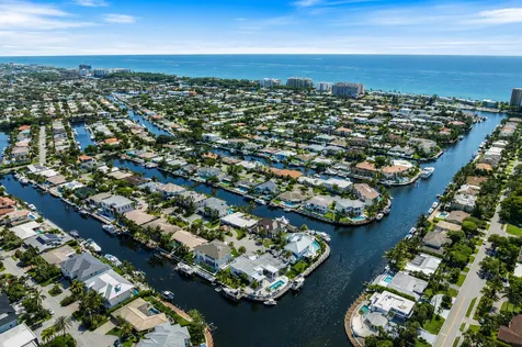 3711 NE 27th Avenue Lighthouse Point FL 33064