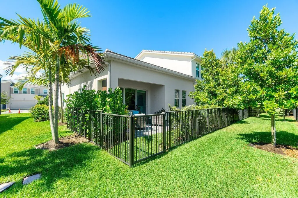5160 Willow Creek Drive Westlake FL 33470