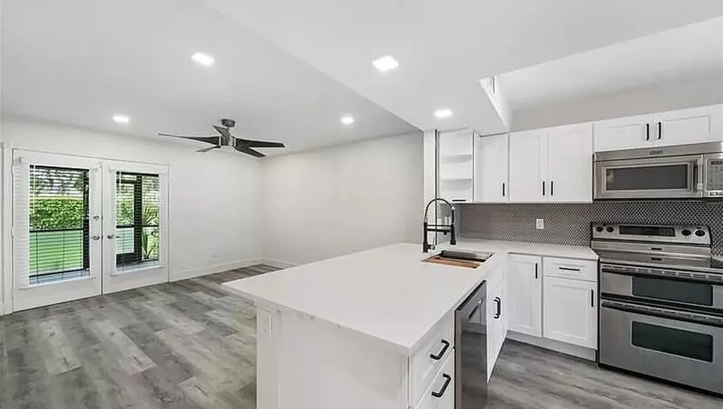 10300 Hidden Springs Court Boca Raton FL 33498