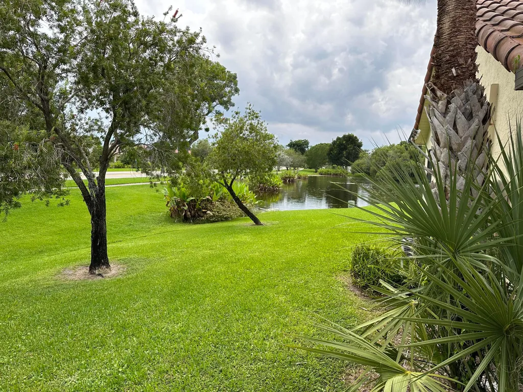 10300 Hidden Springs Court Boca Raton FL 33498