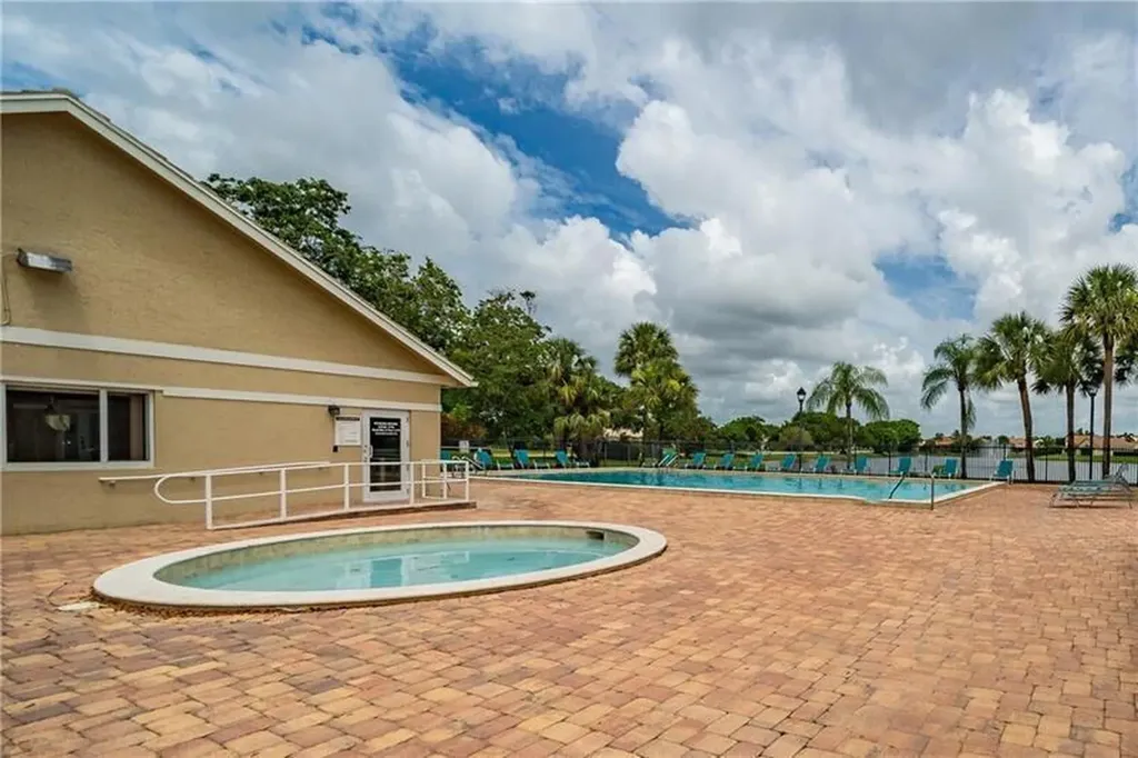 10300 Hidden Springs Court Boca Raton FL 33498