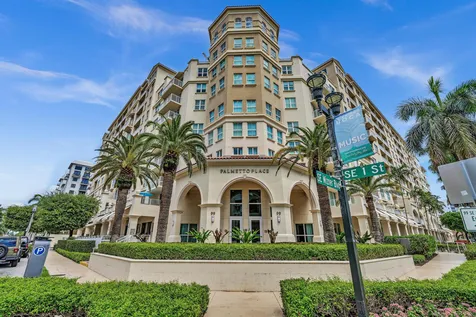 99 SE Mizner Boulevard Boca Raton FL 33432
