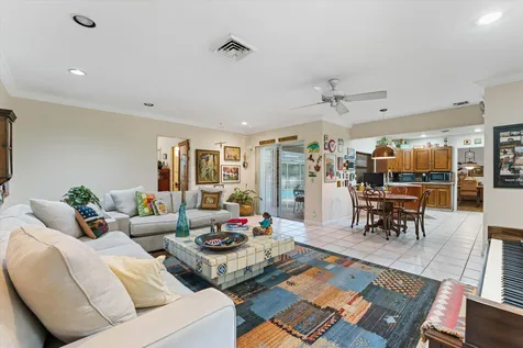 4835 Pierce Street Hollywood FL 33021