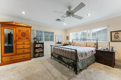 4835 Pierce Street Hollywood FL 33021
