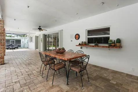 4835 Pierce Street Hollywood FL 33021