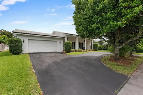 4835 Pierce Street Hollywood FL 33021