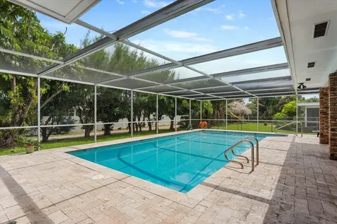 4835 Pierce Street Hollywood FL 33021