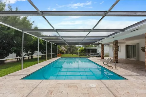 4835 Pierce Street Hollywood FL 33021