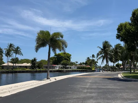 180 Cypress Club Drive Pompano Beach FL 33060