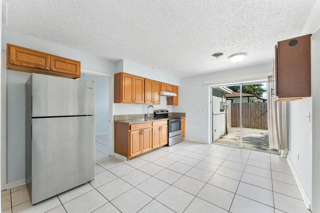 3194 Prince Drive Lake Worth Beach FL 33461