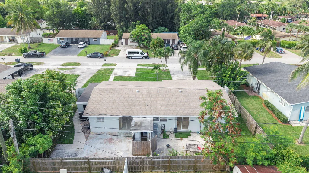 3194 Prince Drive Lake Worth Beach FL 33461