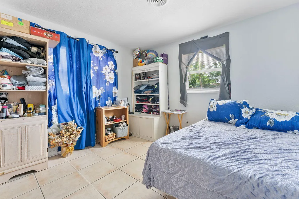 3194 Prince Drive Lake Worth Beach FL 33461