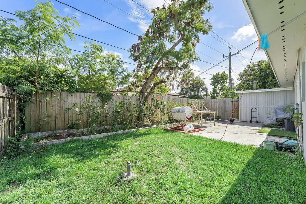 3194 Prince Drive Lake Worth Beach FL 33461